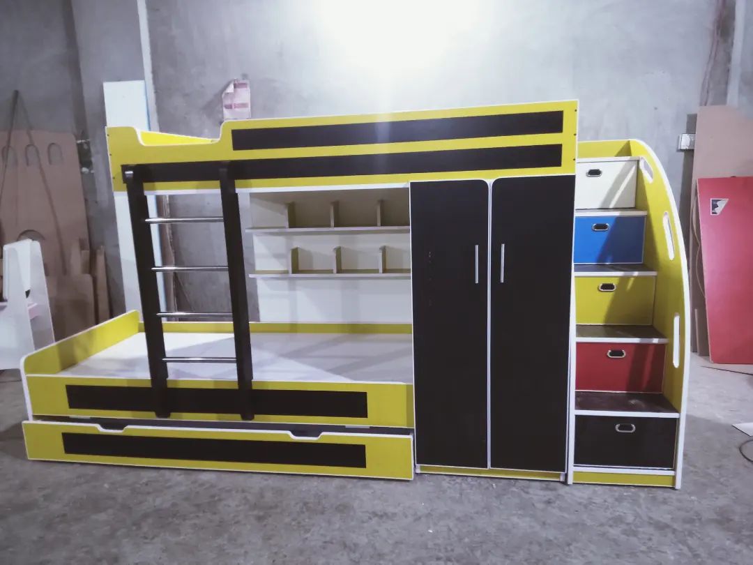 Bunk Bed – Yellow & Black
