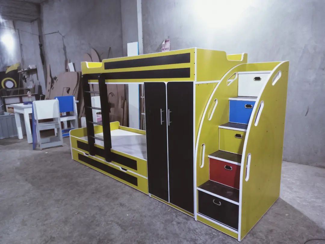 Bunk Bed – Yellow & Black